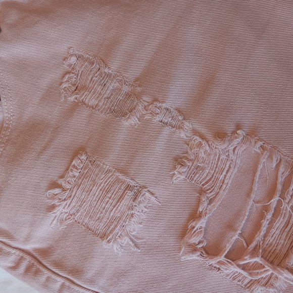 Pink ripped jeans shorts - size 10 - Picture 6 of 7